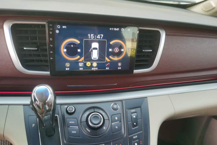 Used Buick GL8 2017 25S Luxury Version China V Standard Audio And AC Panel