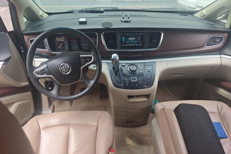 Used Buick GL8 2017 25S Comfort Version China V Standard Center Console