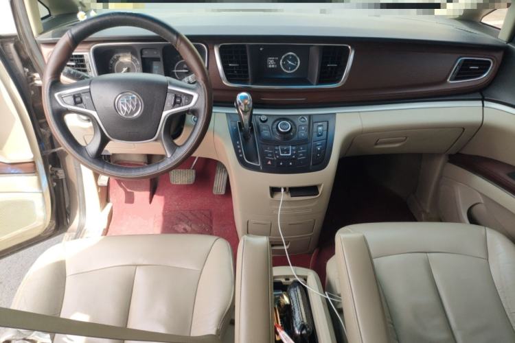 Used Buick GL8 2017 25S Prestige Version China V Standard Center Console