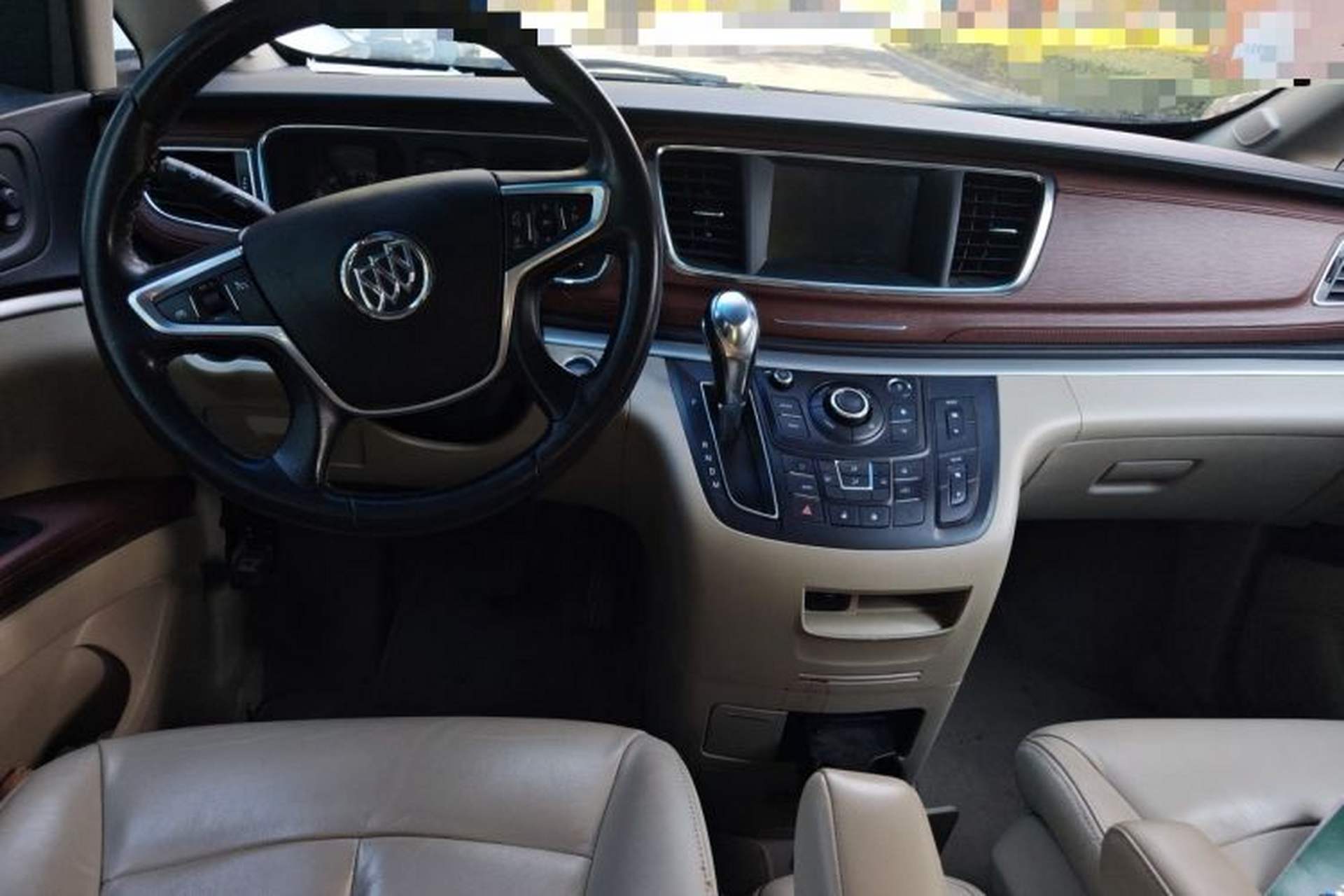 Used Buick GL8 2017 25S Luxury Version China V Standard Center Console