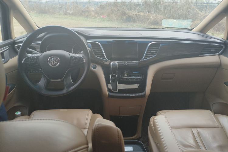 Used Buick GL8 2017 ES 28T Flagship Model China V Standard Center Console