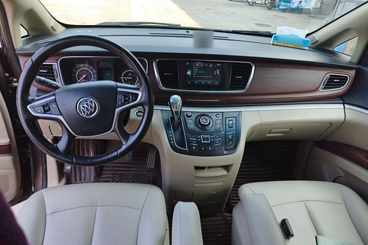 Used Buick GL8 2017 25S Comfort Version China V Standard Center Console
