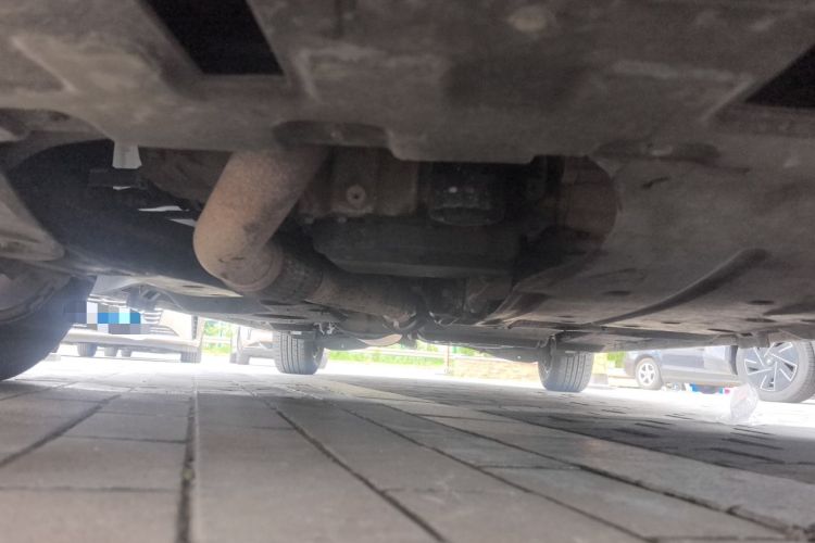 Used Buick GL8 2017 ES 28T Flagship Model China V Standard Chassis Front