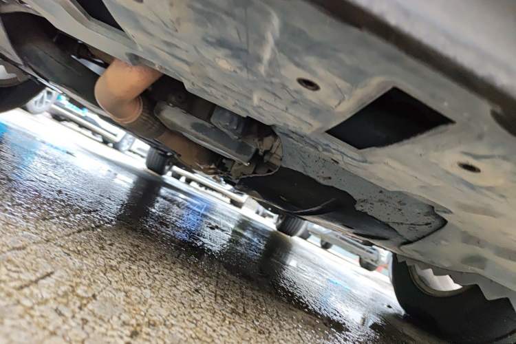 Used Buick GL8 2017 ES 28T Luxury Model China V Standard Chassis Front