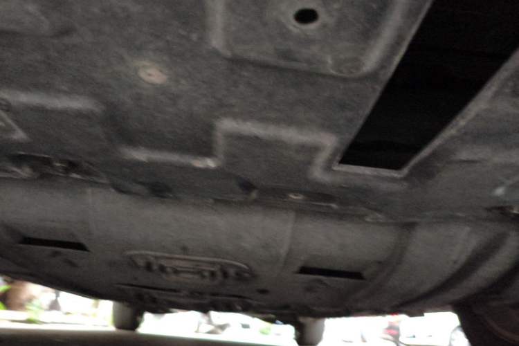 Used Buick GL8 2017 ES 28T Comfort Model China V Standard Chassis Front