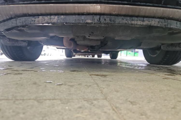 Used Buick GL8 2017 25S Comfort Version China V Standard Chassis Front