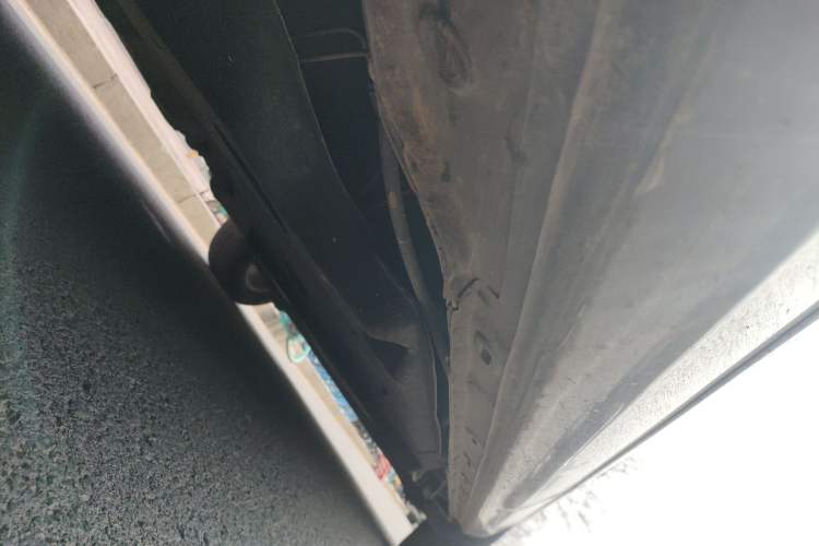 Used Buick GL8 2017 25S Prestige Version China V Standard Chassis Front Left