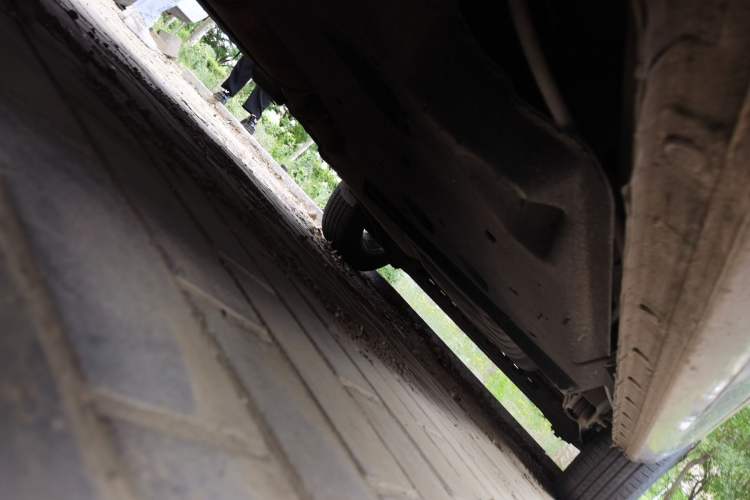 Used Buick GL8 2017 25S Comfort Version China V Standard Chassis Front Left