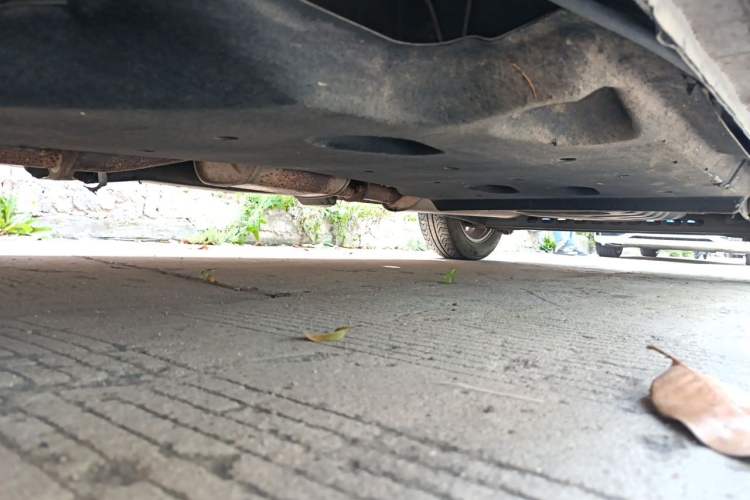 Used Buick GL8 2017 25S Luxury Version China V Standard Chassis Front Left