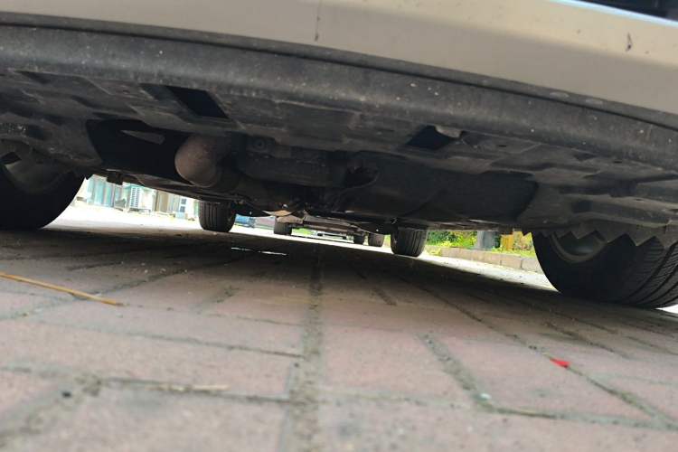 Used Buick GL8 2017 ES 28T Premium Version China V Standard Chassis Front