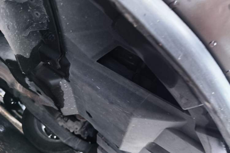 Used Buick GL8 2017 25S Comfort Version China V Standard Chassis Front Right