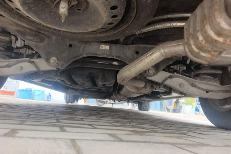Used Buick GL8 2017 ES 28T Flagship Model China V Standard Chassis Rear