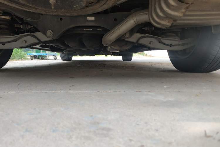 Used Buick GL8 2017 ES 28T Flagship Model China V Standard Chassis Rear