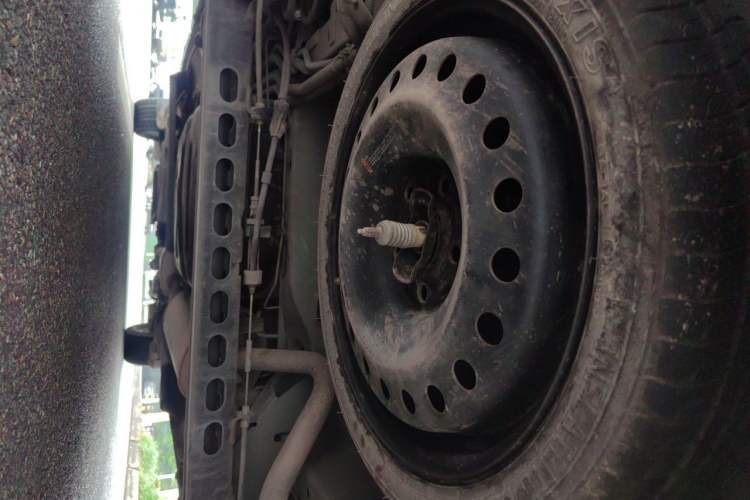 Used Buick GL8 2017 25S Comfort Version China V Standard Chassis Rear