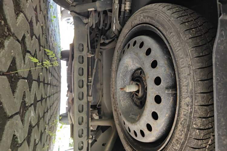 Used Buick GL8 2017 25S Prestige Version China V Standard Chassis Rear