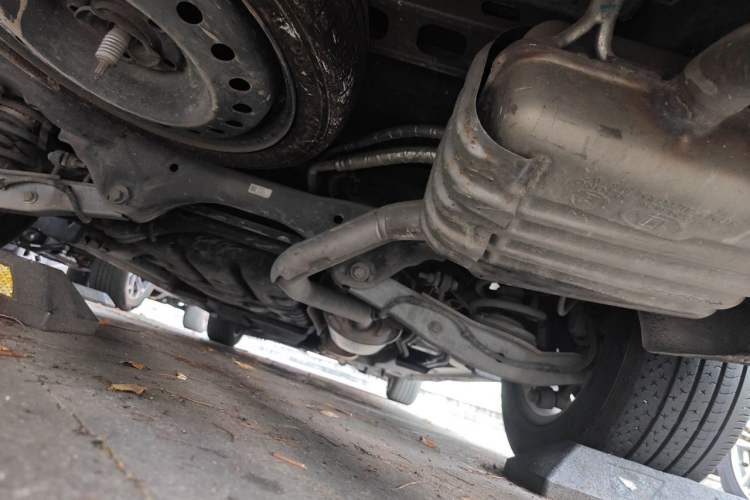 Used Buick GL8 2017 ES 28T Comfort Model China V Standard Chassis Rear