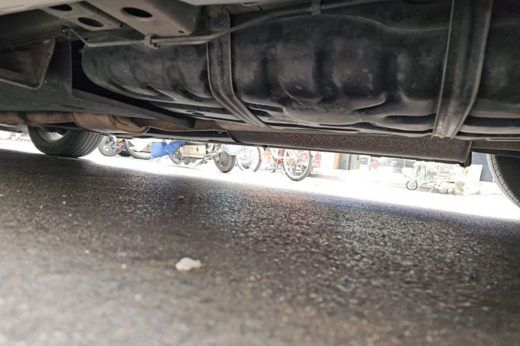 Used Buick GL8 2017 ES 28T Premium Version China V Standard Chassis Rear Left