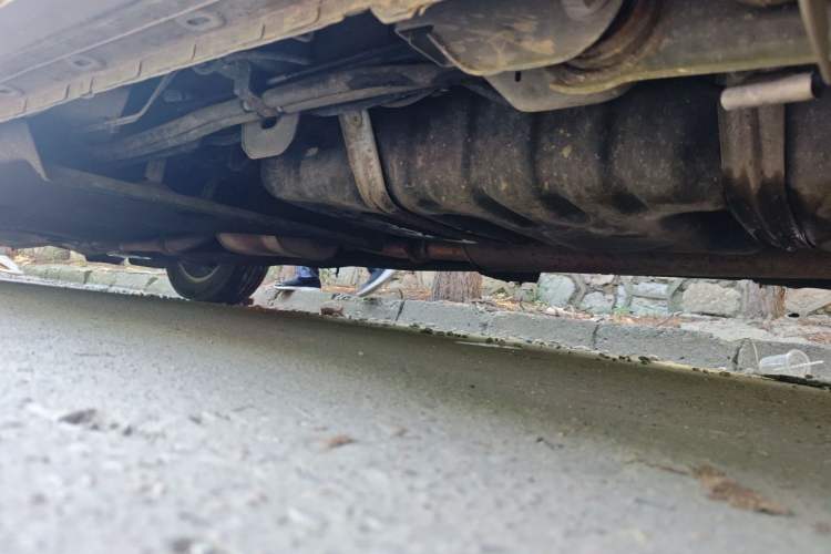 Used Buick GL8 2017 25S Prestige Version China V Standard Chassis Rear Left