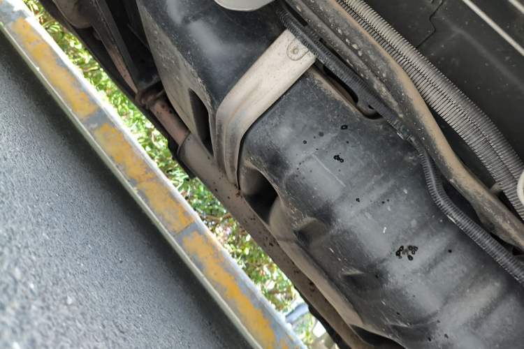 Used Buick GL8 2017 25S Comfort Version China V Standard Chassis Rear Left