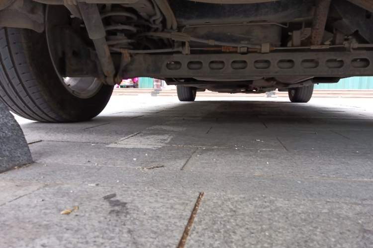 Used Buick GL8 2017 25S Luxury Version China V Standard Chassis Rear Left