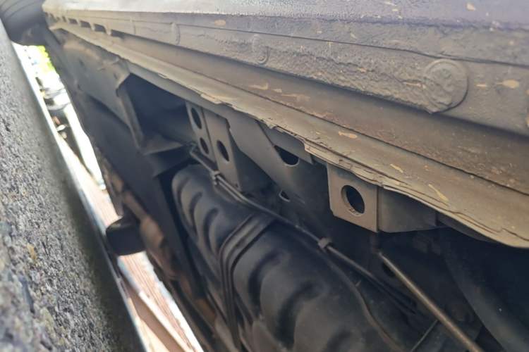 Used Buick GL8 2017 ES 28T Flagship Model China V Standard Chassis Rear Left