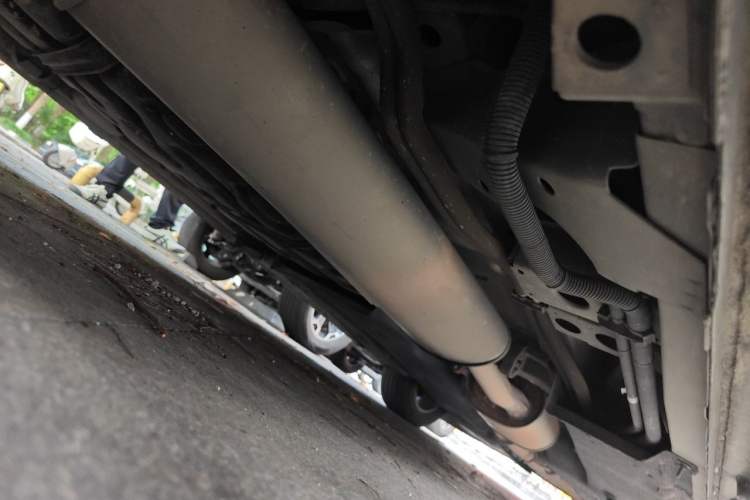 Used Buick GL8 2017 ES 28T Comfort Model China V Standard Chassis Rear Right