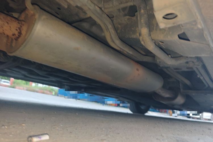 Used Buick GL8 2017 ES 28T Flagship Model China V Standard Chassis Rear Right