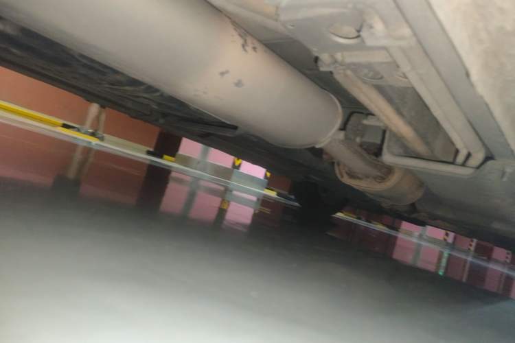 Used Buick GL8 2017 ES 28T Comfort Model China V Standard Chassis Rear Right