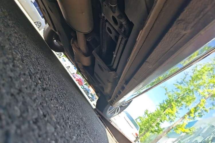 Used Buick GL8 2017 ES 28T Flagship Model China V Standard Chassis Rear Right