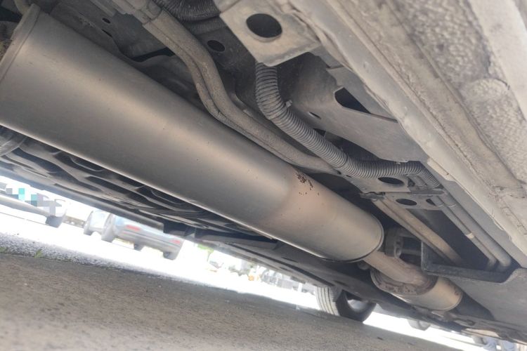 Used Buick GL8 2017 ES 28T Comfort Model China V Standard Chassis Rear Right