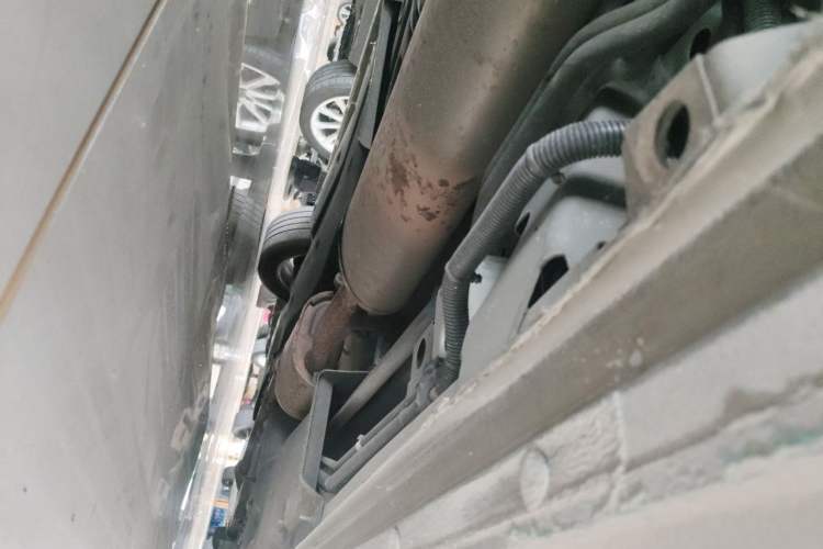 Used Buick GL8 2017 ES 28T Premium Version China V Standard Chassis Rear Right