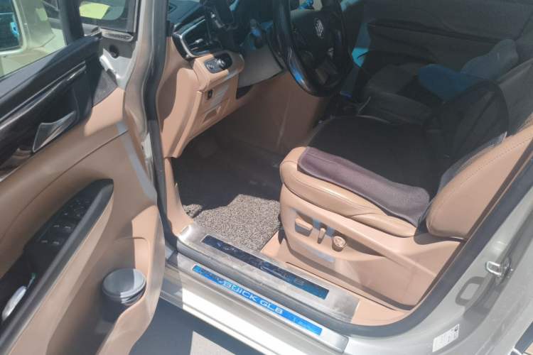 Used Buick GL8 2017 ES 28T Luxury Model China V Standard Driver Seat