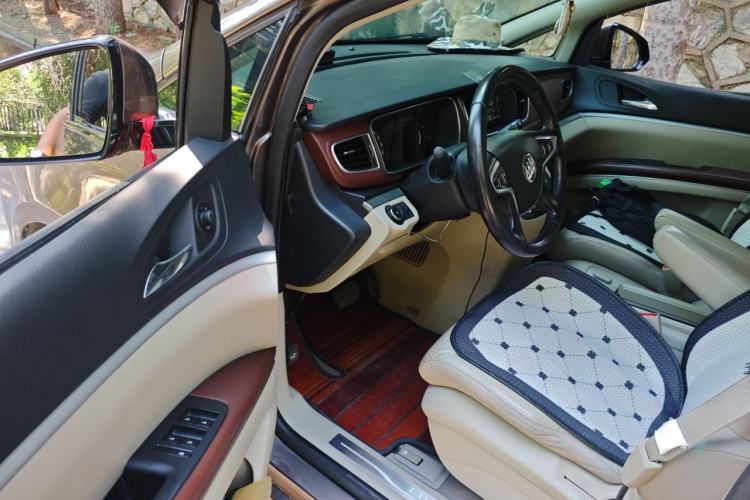 Used Buick GL8 2017 25S Prestige Version China V Standard Driver Seat
