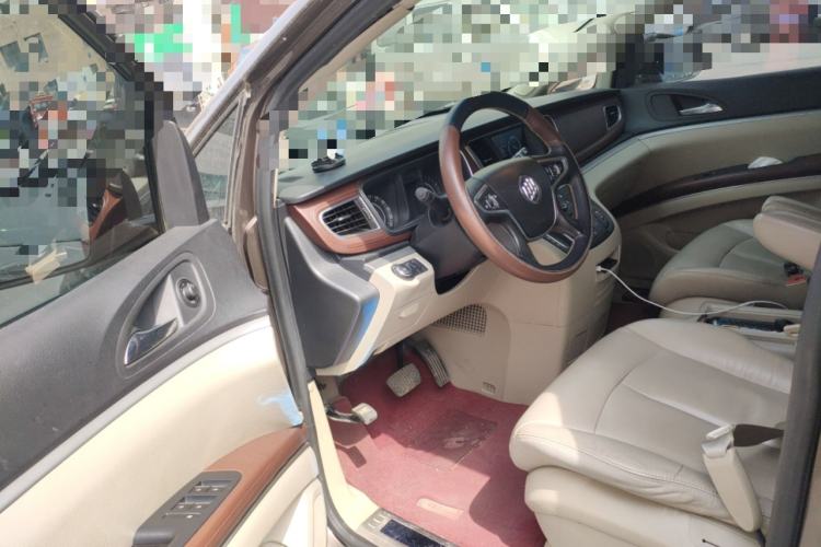 Used Buick GL8 2017 25S Prestige Version China V Standard Driver Seat