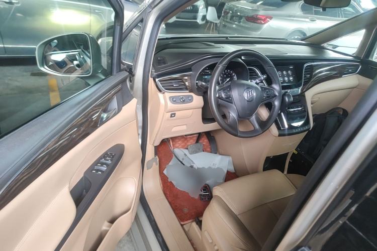 Used Buick GL8 2017 ES 28T Luxury Model China V Standard Driver Seat