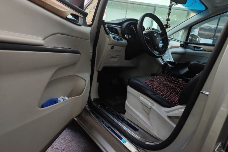 Used Buick GL8 2017 ES 28T Comfort Model China V Standard Driver Seat