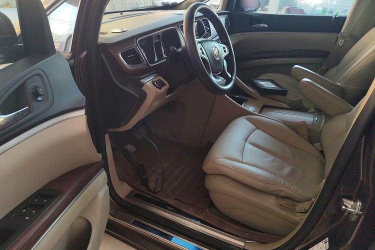 Used Buick GL8 2017 25S Luxury Version China V Standard Driver Seat
