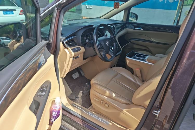 Used Buick GL8 2017 ES 28T Flagship Model China V Standard Driver Seat