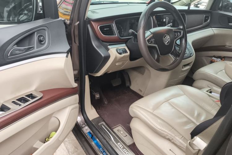Used Buick GL8 2017 25S Prestige Version China V Standard Driver Seat