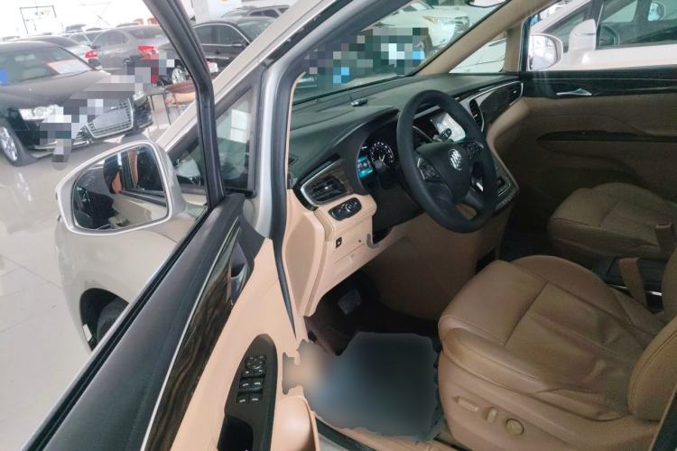 Used Buick GL8 2017 ES 28T Premium Version China V Standard Driver Seat