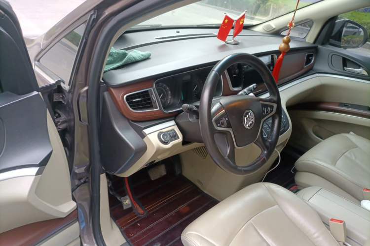 Used Buick GL8 2017 25S Luxury Version China V Standard Driver Seat
