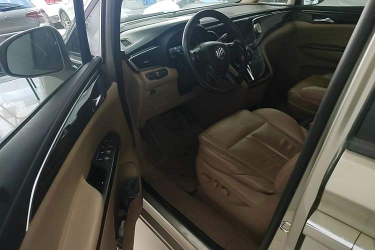 Used Buick GL8 2017 ES 28T Luxury Model China V Standard Driver Seat