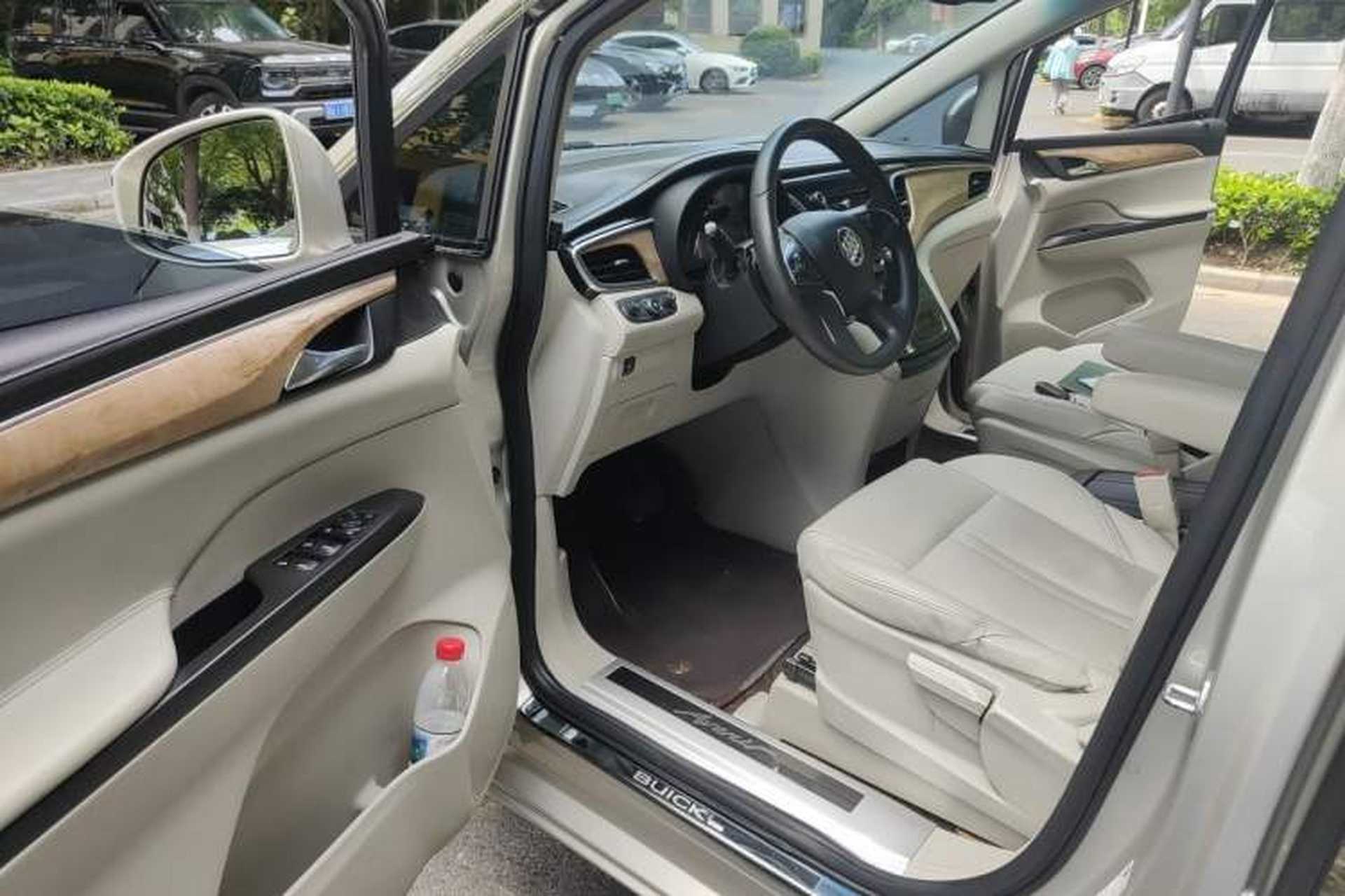 Used Buick GL8 2017 ES 28T Comfort Model China V Standard Driver Seat