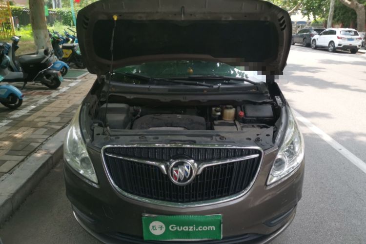 Used Buick GL8 2017 25S Luxury Version China V Standard Engine Bay