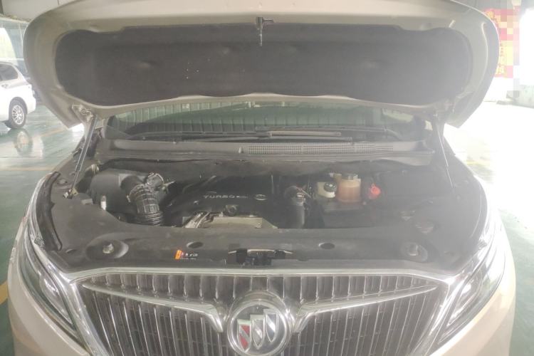 Used Buick GL8 2017 ES 28T Luxury Model China V Standard Engine Bay
