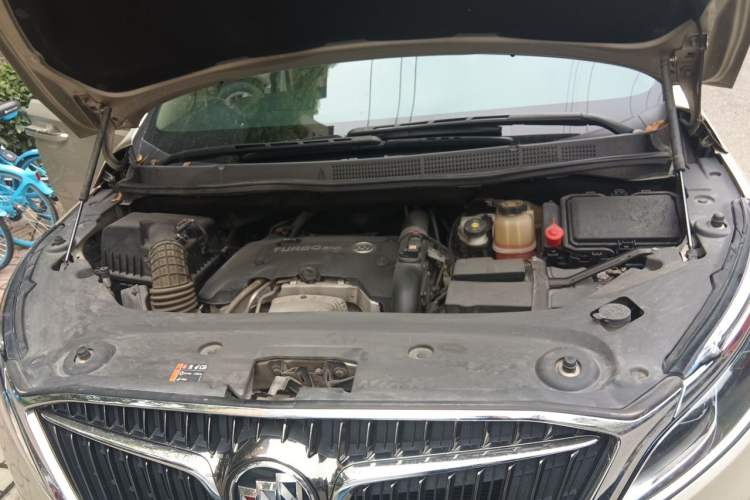 Used Buick GL8 2017 ES 28T Luxury Model China V Standard Engine Bay