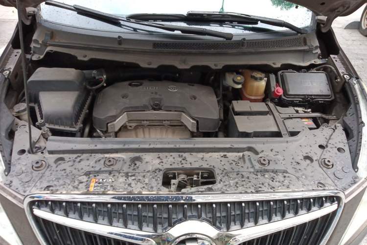 Used Buick GL8 2017 25S Luxury Version China V Standard Engine Bay