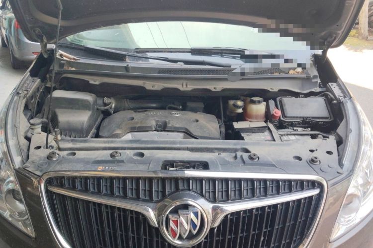 Used Buick GL8 2017 25S Prestige Version China V Standard Engine Bay