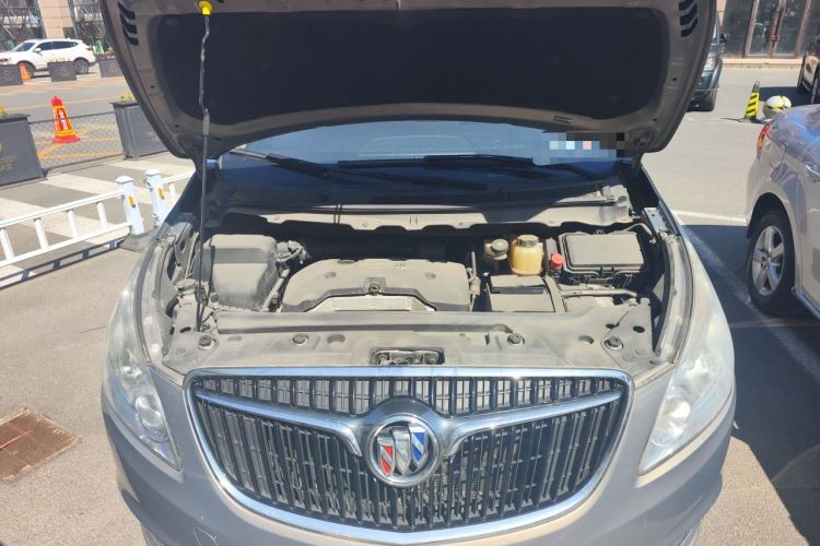 Used Buick GL8 2017 25S Comfort Version China V Standard Engine Bay