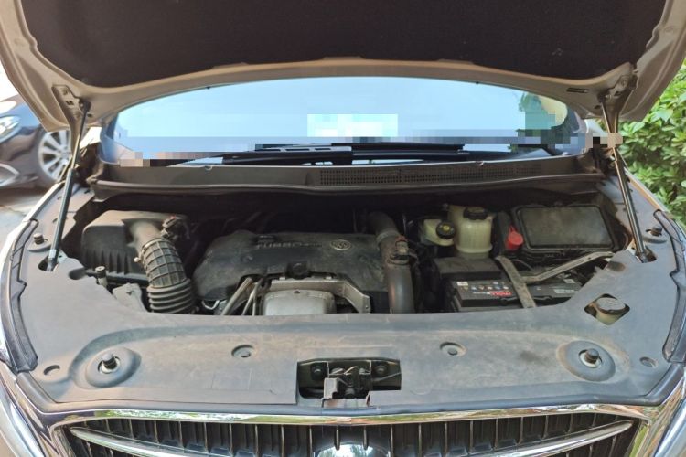Used Buick GL8 2017 ES 28T Luxury Model China V Standard Engine Bay